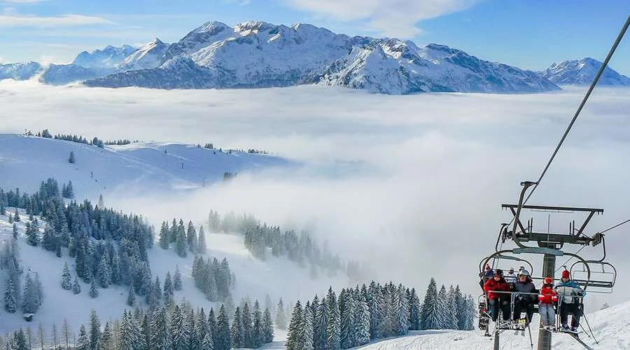 滑雪场设施升级